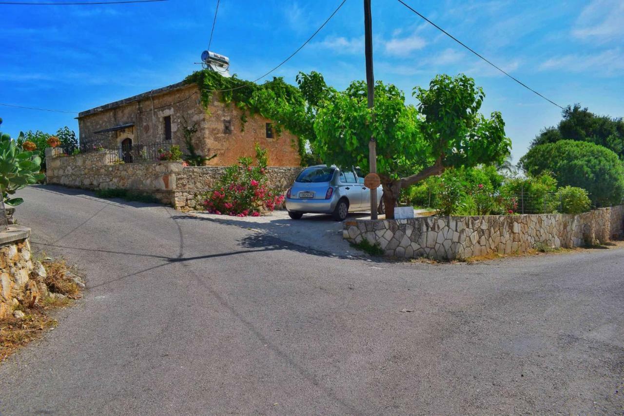 Anna'S Stone House Villa Megala Chorafia Bagian luar foto