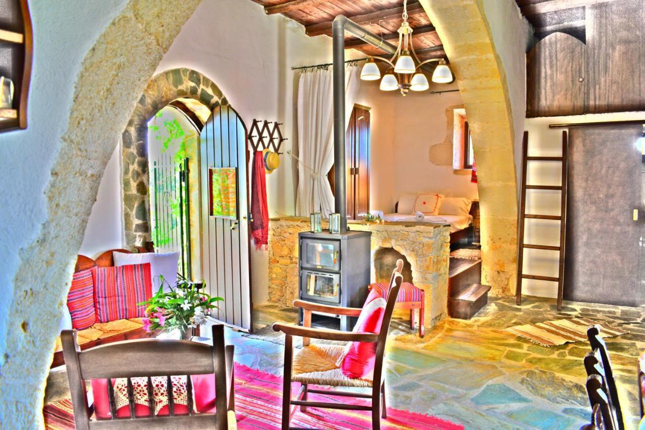 Anna'S Stone House Villa Megala Chorafia Bagian luar foto